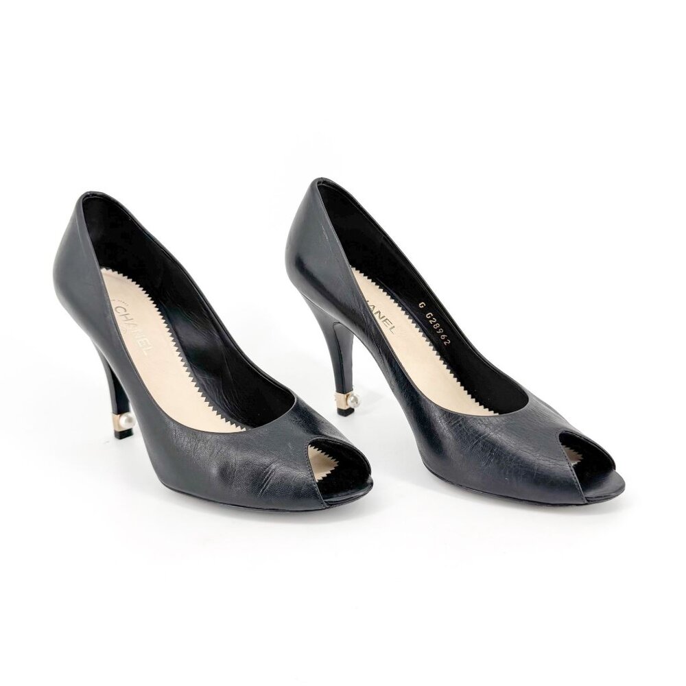 Chanel Peep Toe CC Logo Pearl Black Leather Pumps High Heels Size 38.5 US 7.5-8